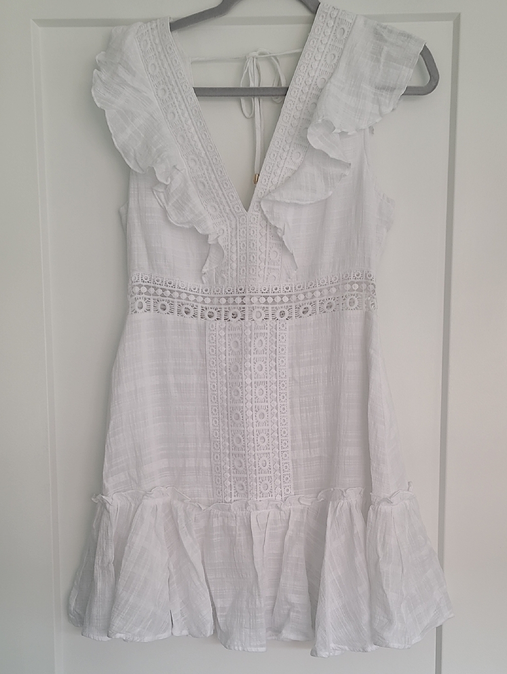 miami White Mini Dress with Ruffle V-Neck